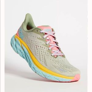 Free People x HOKA collab - Clifton 8, size womens US 7